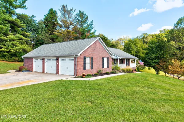 $800,000 | 1806 Paul Drive, Jefferson City, TN 37760