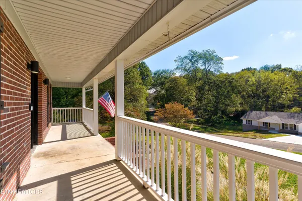 $800,000 | 1806 Paul Drive, Jefferson City, TN 37760