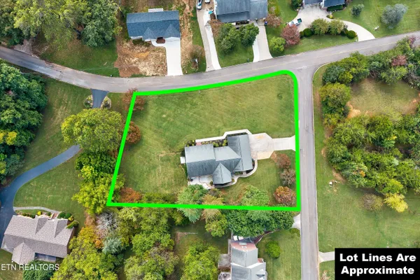 $800,000 | 1806 Paul Drive, Jefferson City, TN 37760