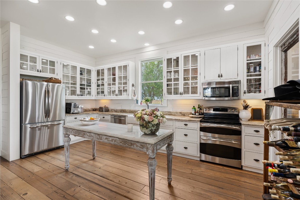 5025 Wickel Road Burton, TX 77835 - Photo 14 of 49