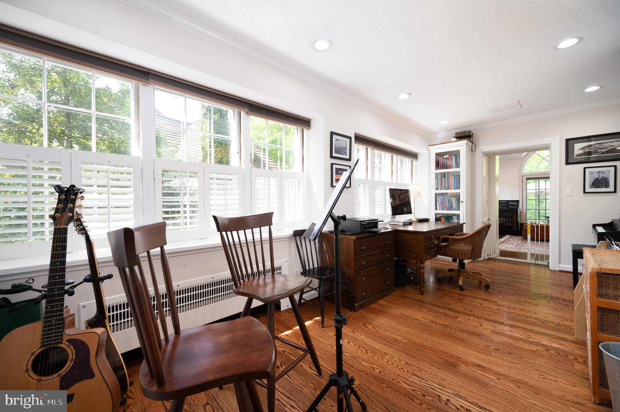 907 Overbrook Road Wilmington, DE 19807 - Photo 5 of 25 a living room with furniture and a large window