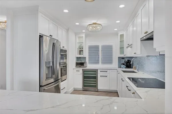 $6,300 | 4825 Gulf Of Mexico Drive, Unit 203, Longboat Key, FL 34228