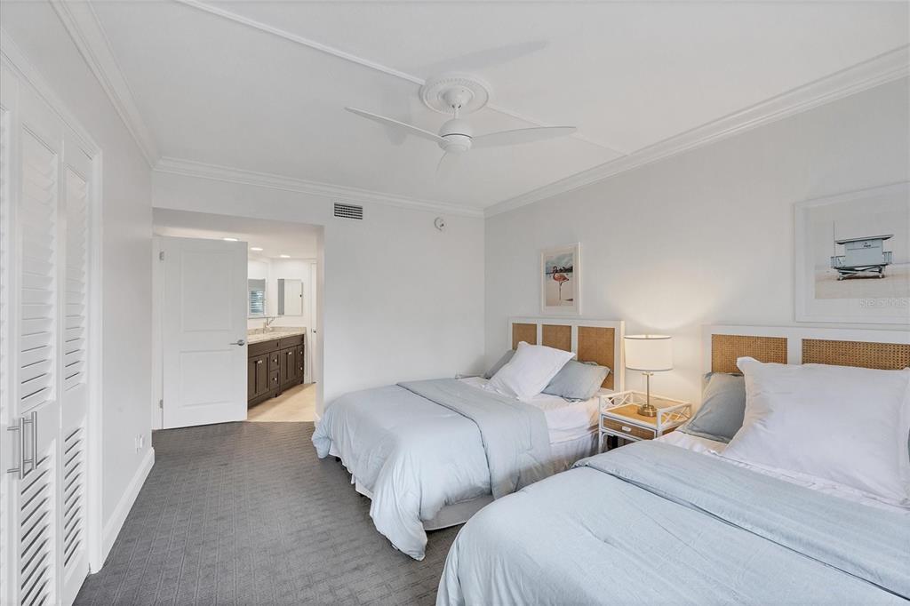 4825 Gulf Of Mexico Drive, Unit 203 Longboat Key, FL 34228 - Photo 22 of 35