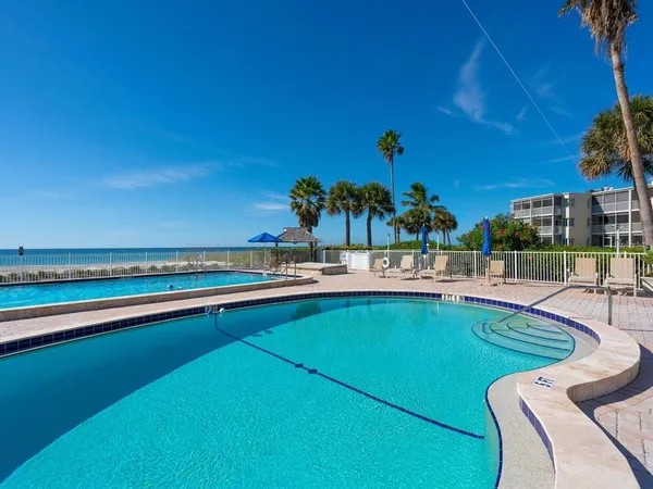 $6,300 | 4825 Gulf Of Mexico Drive, Unit 203, Longboat Key, FL 34228