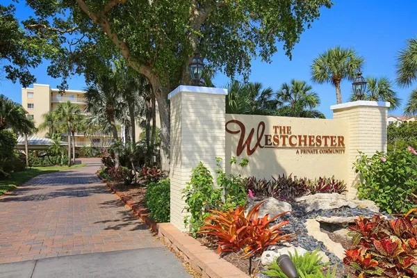 $6,300 | 4825 Gulf Of Mexico Drive, Unit 203, Longboat Key, FL 34228