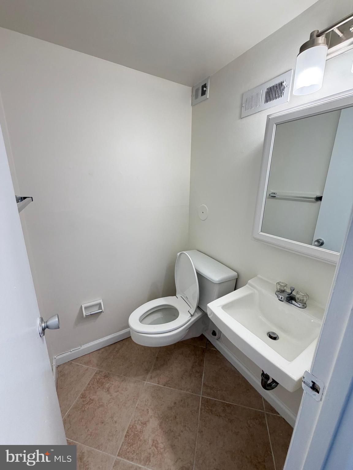 5485 Harpers Farm Road, Unit L5 Columbia, MD 21044 - Photo 9 of 17