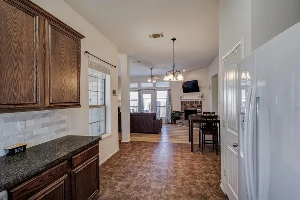 $299,990 | 2805 Wicker Way, Denton, TX 76209