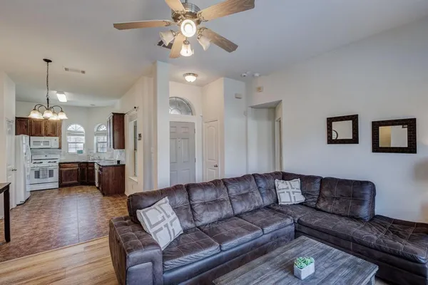 $299,990 | 2805 Wicker Way, Denton, TX 76209