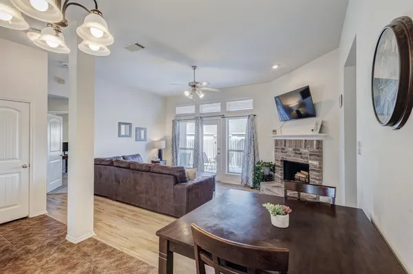 $299,990 | 2805 Wicker Way, Denton, TX 76209