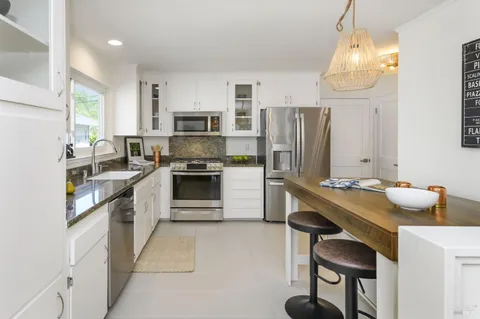 $1,625,000 | 41 Spindrift Passage, Corte Madera, CA 94925