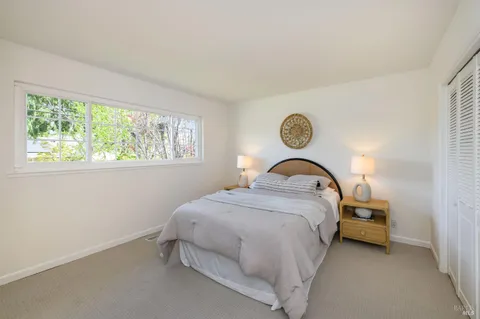 $1,625,000 | 41 Spindrift Passage, Corte Madera, CA 94925