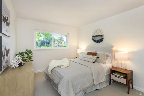 $1,625,000 | 41 Spindrift Passage, Corte Madera, CA 94925