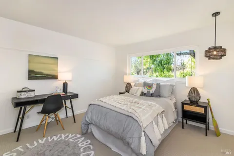 $1,625,000 | 41 Spindrift Passage, Corte Madera, CA 94925