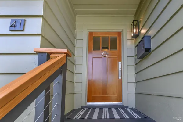 $1,625,000 | 41 Spindrift Passage, Corte Madera, CA 94925