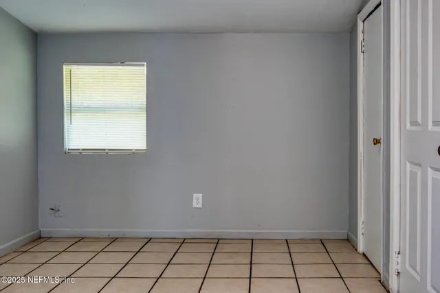 $215,000 | 2561 Nicholas Circle East, Jacksonville, FL 32207