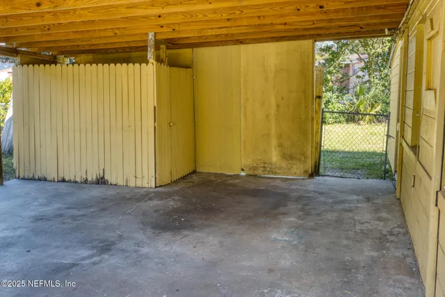 $215,000 | 2561 Nicholas Circle East, Jacksonville, FL 32207