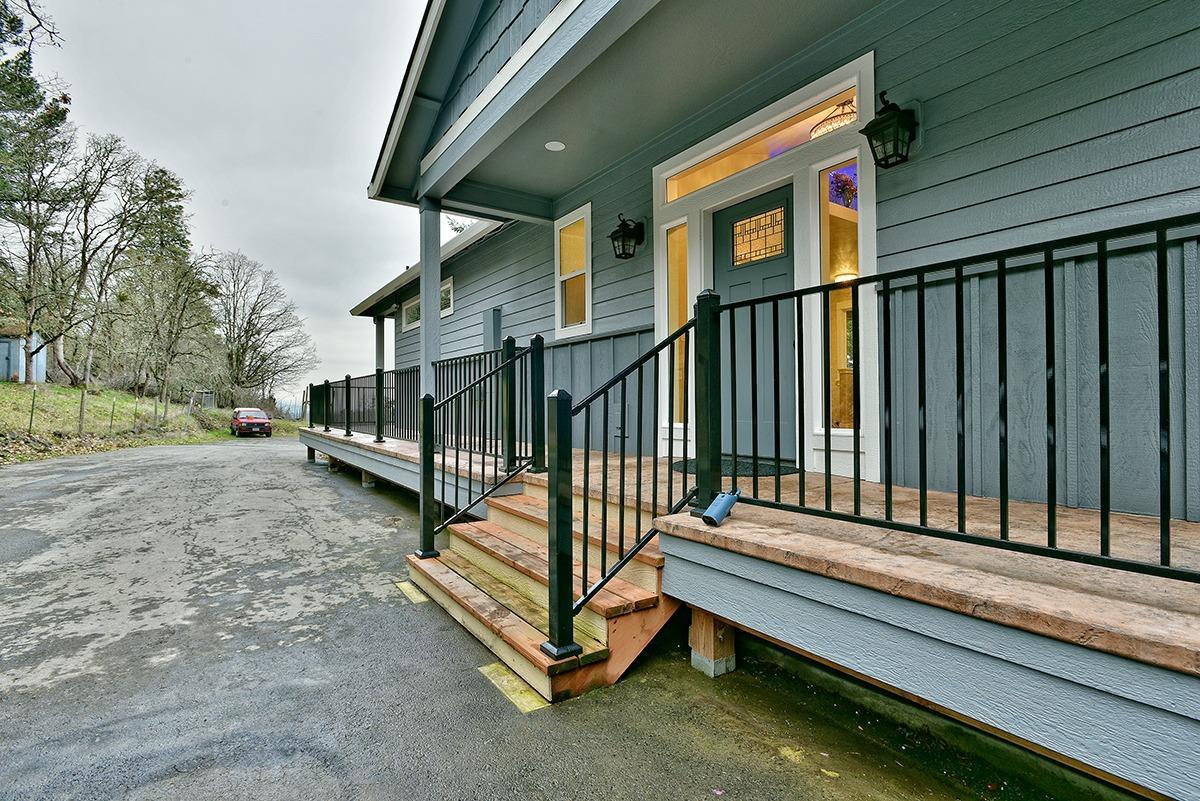 2855 Sundown Road Medford, OR 97501 - Photo 29 of 35 Additional Photo