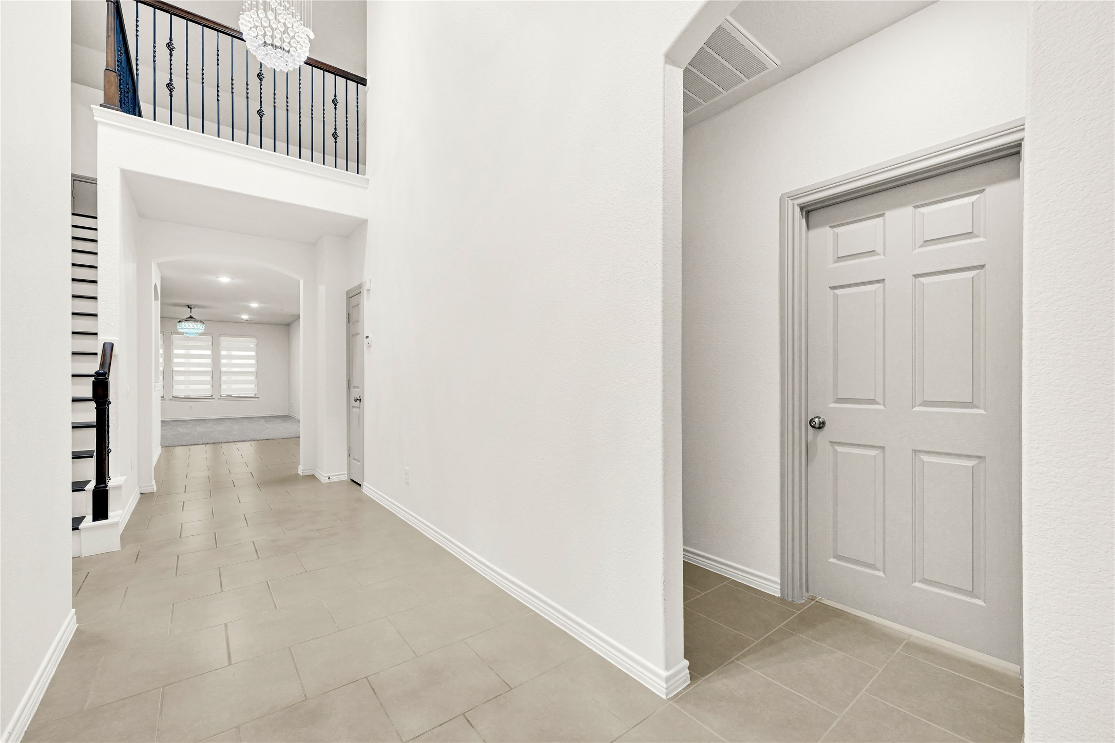 17802 Pepper Root Drive Spring, TX 77379 - Photo 7 of 34 View upon entering the home!