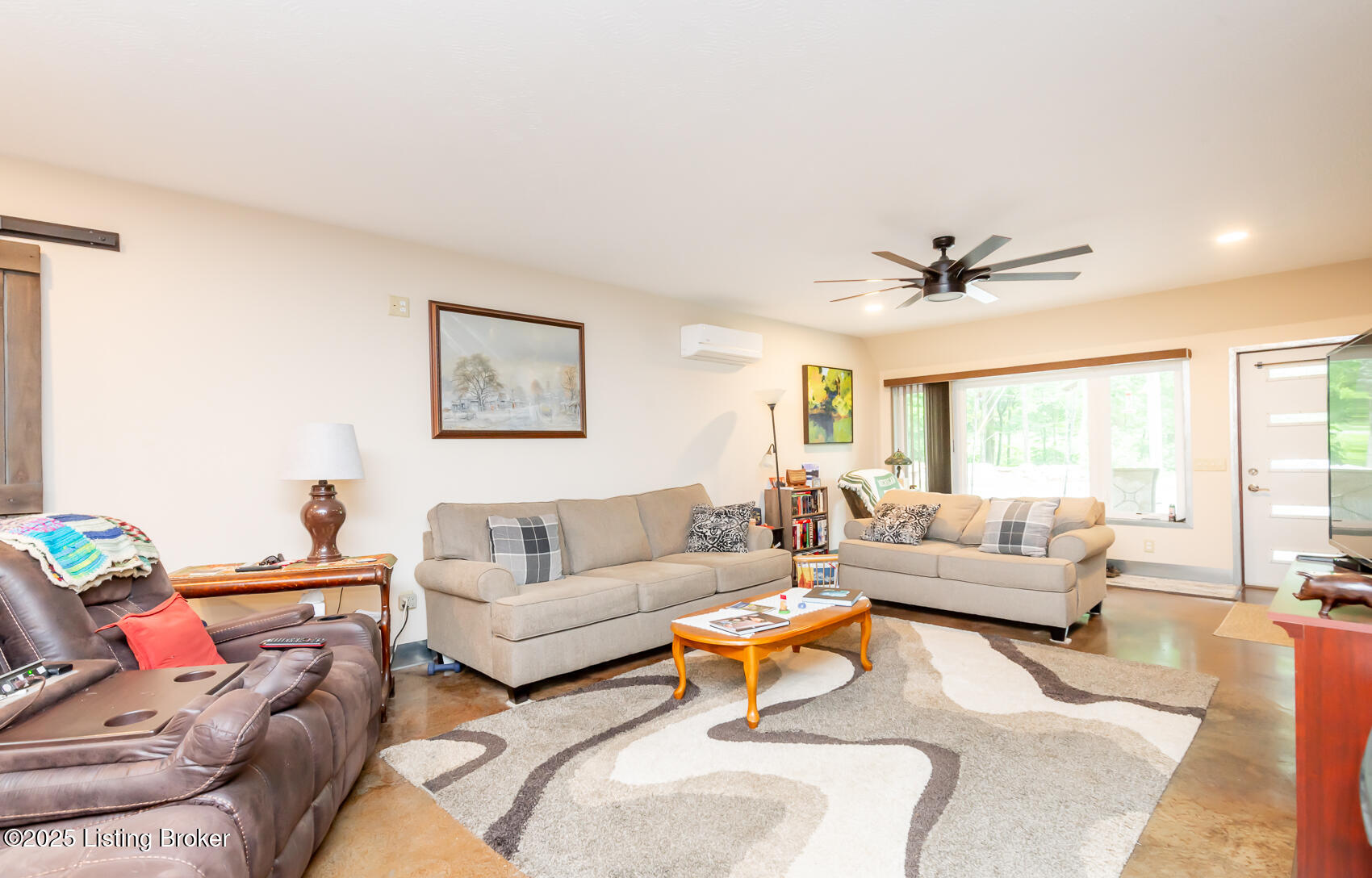 971 Constantine Road Cecilia, KY 42724 - Photo 4 of 71 CNR-136