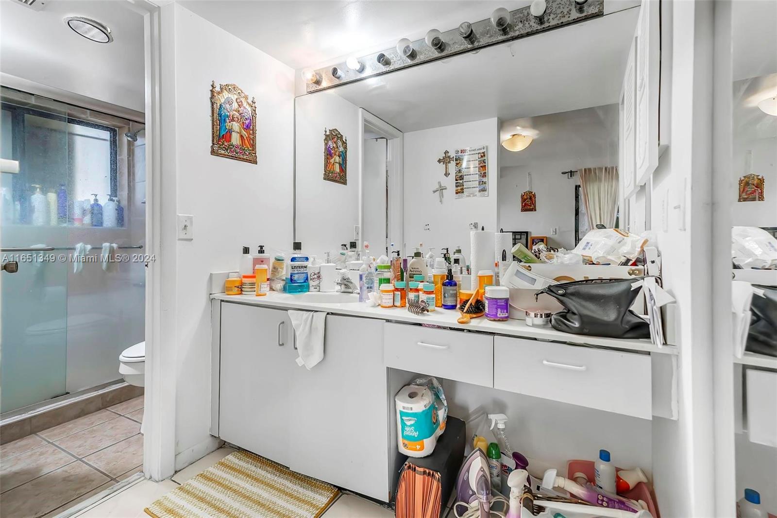 9823 Southwest 138th Avenue, Unit FC2L Miami, FL 33186 - Photo 10 of 28 a utility room with sink dryer and washer