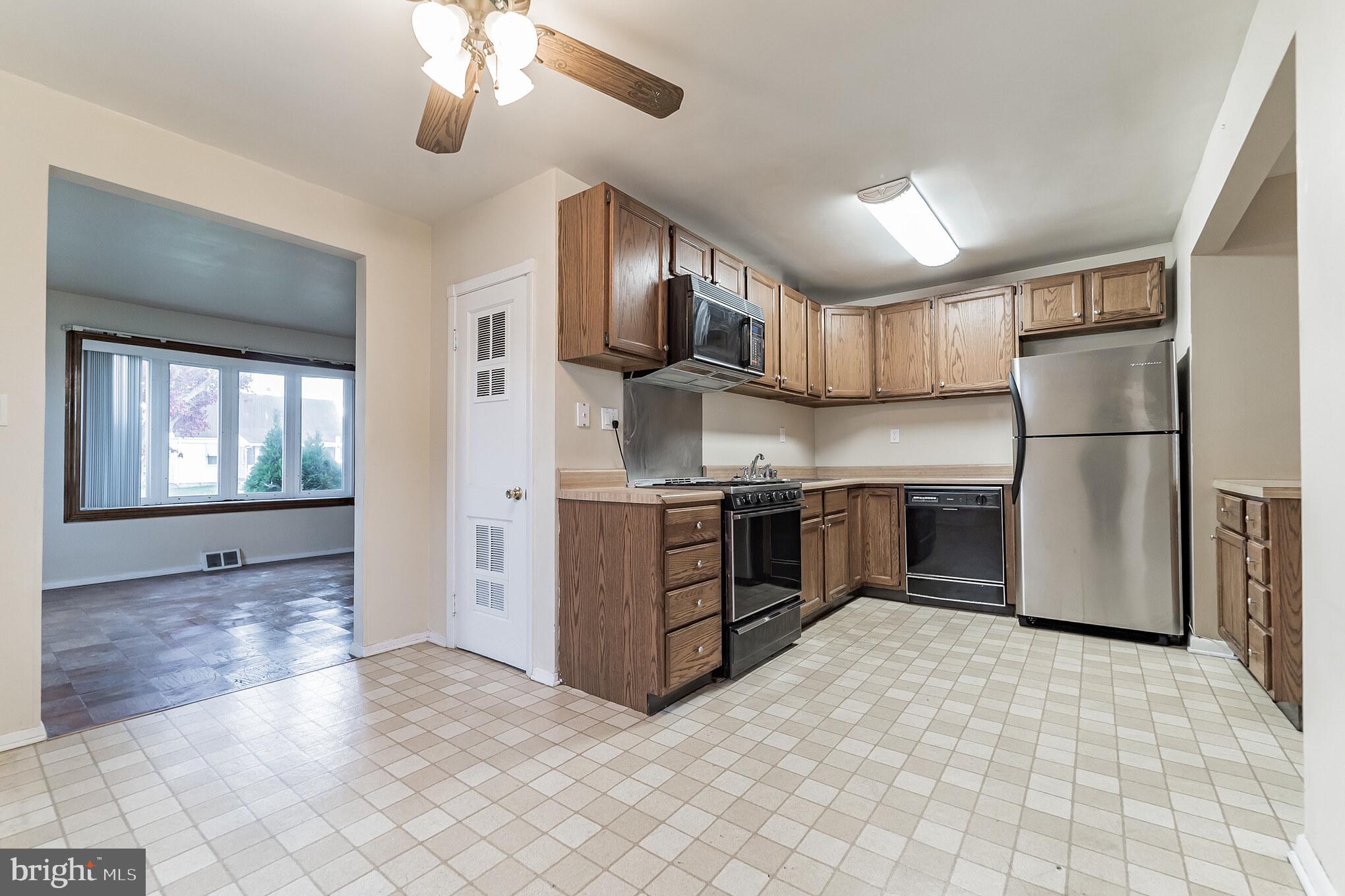 3418 Kimble Road Baltimore, MD 21244 - Photo 9 of 33