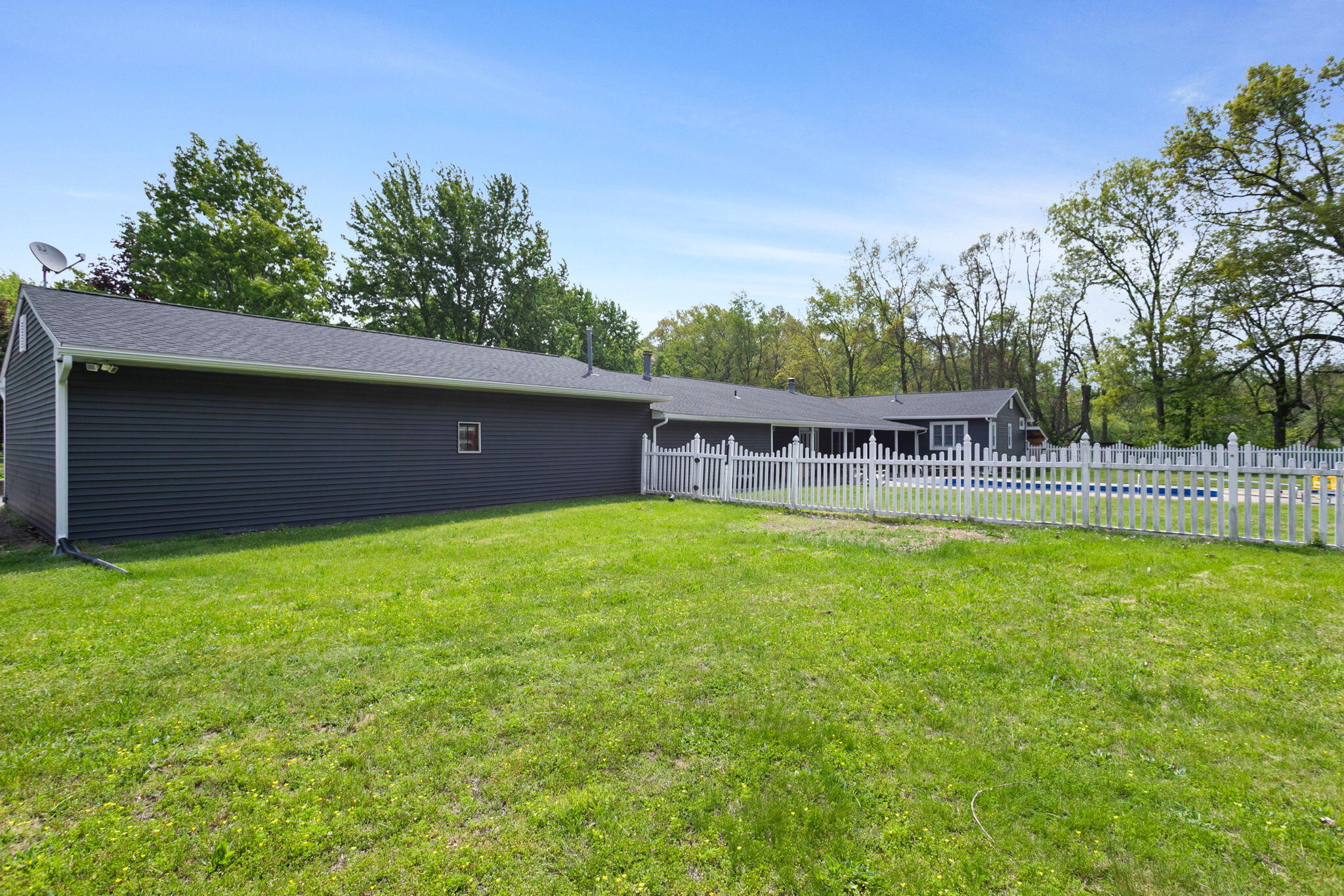 70150 Sherman Road Edwardsburg, MI 49112 - Photo 31 of 43 17-web-or-mls-001 (17)