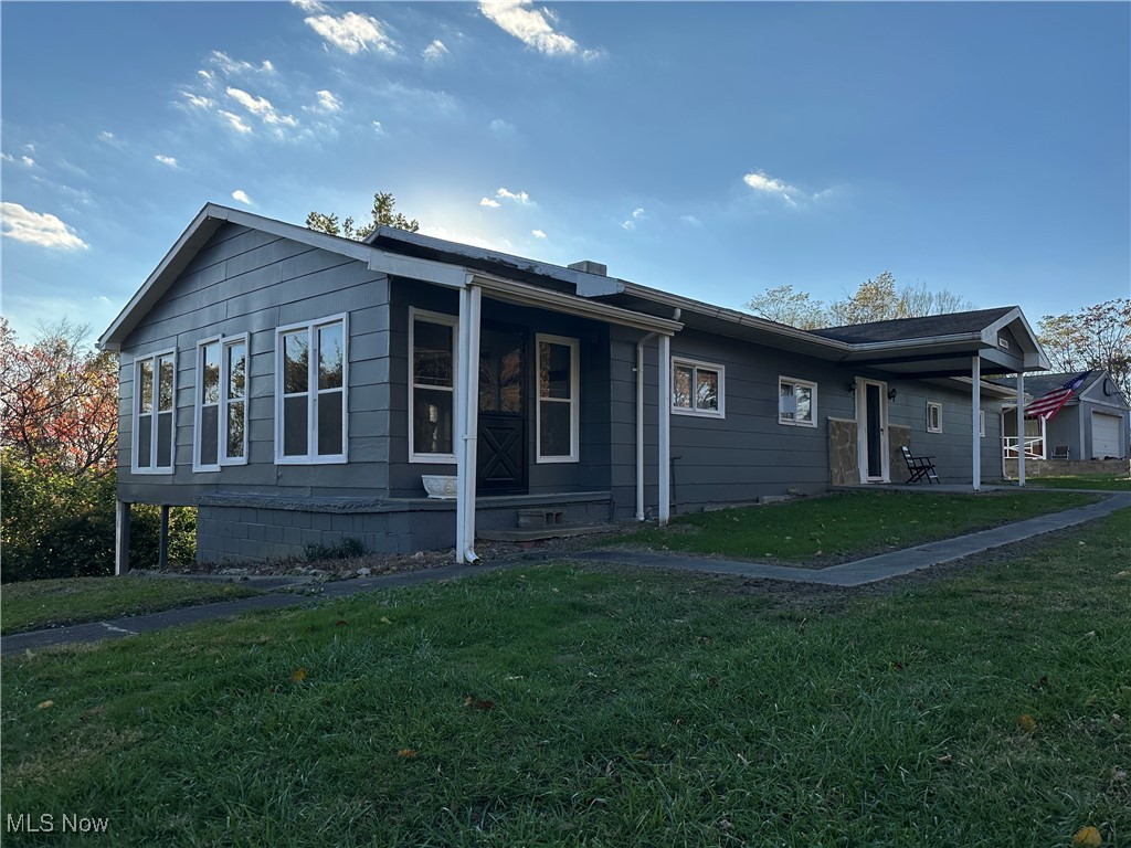 44952 Moose Ridge Road Woodsfield, OH 43793 - Photo 2 of 48 View of front facade with a front yard