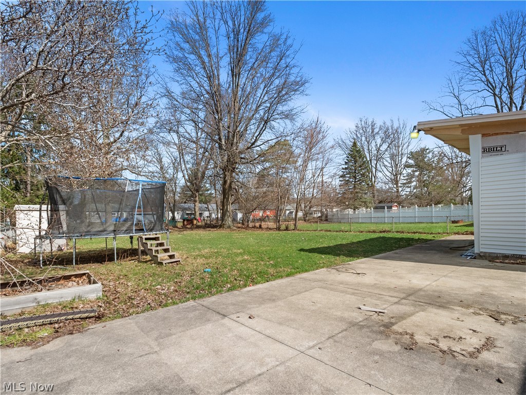 9248 Lynnhaven Road Parma Heights, OH 44130 - Photo 3 of 16