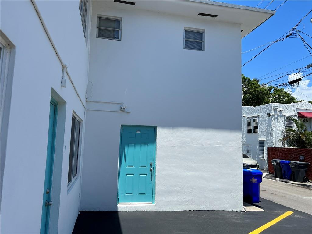 1833 Monroe Street, Unit 17 Hollywood, FL 33020 - Photo 8 of 9 a view of front door of house