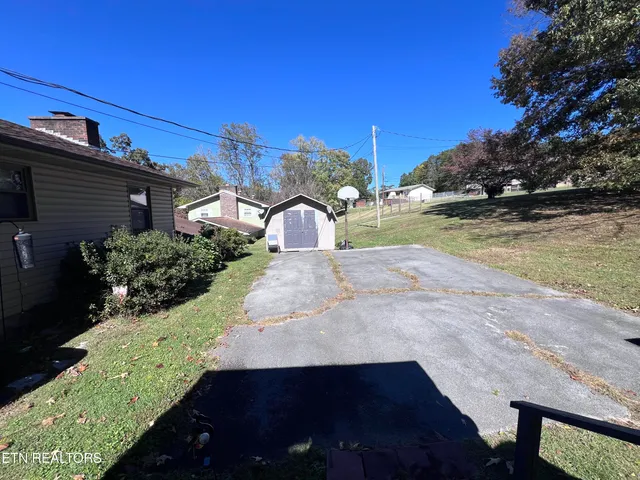 $260,000 | 185 River Road, Harrogate, TN 37752