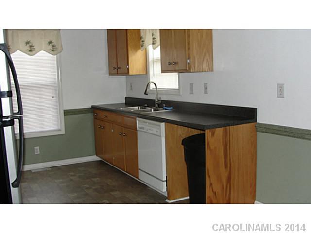 608 Eddleman Road Kannapolis, NC 28083 - Photo 3 of 14 Gallery Image 3