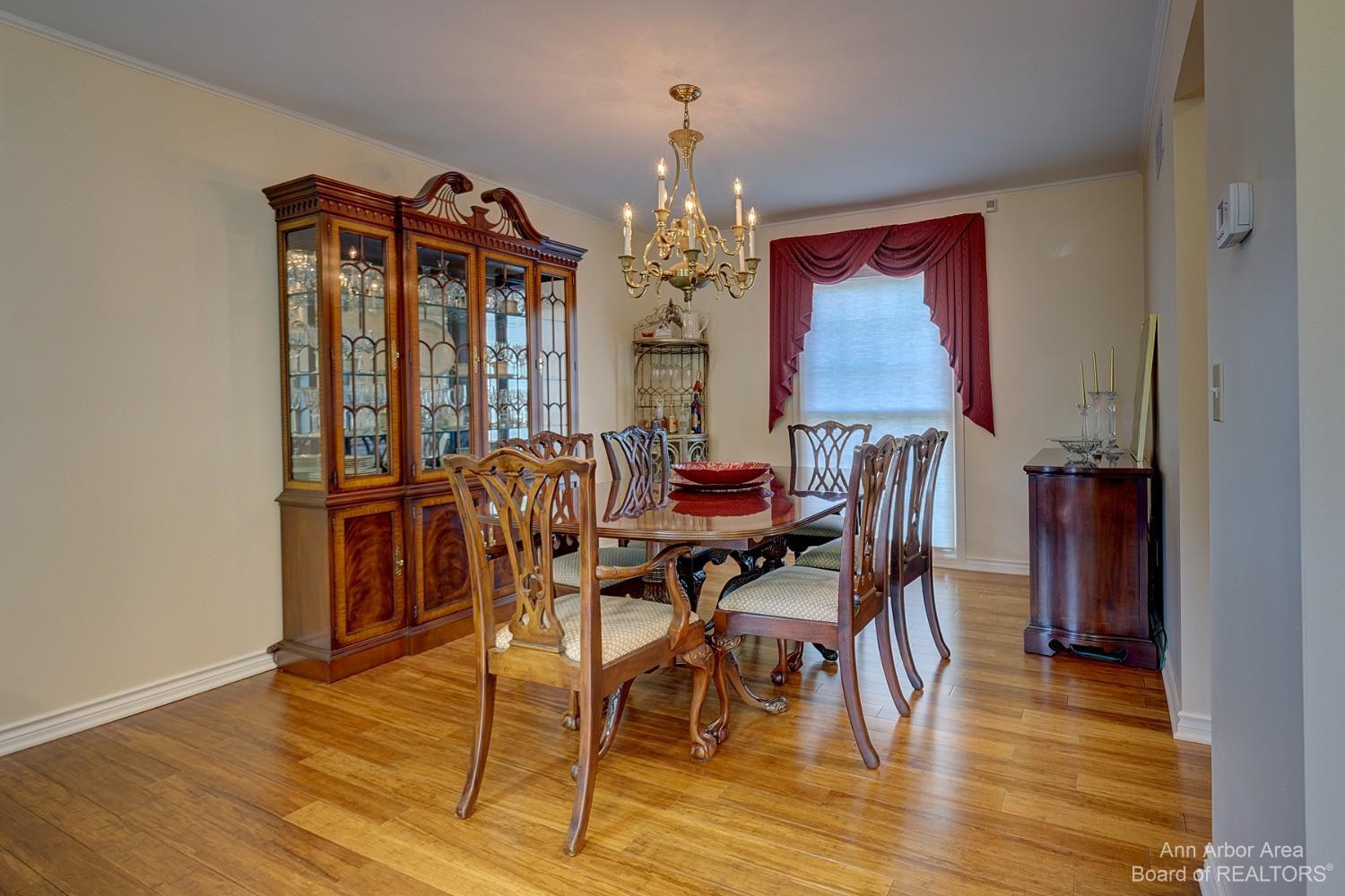 35807 Smithfield Road Farmington, MI 48335 - Photo 8 of 37 Photo 8