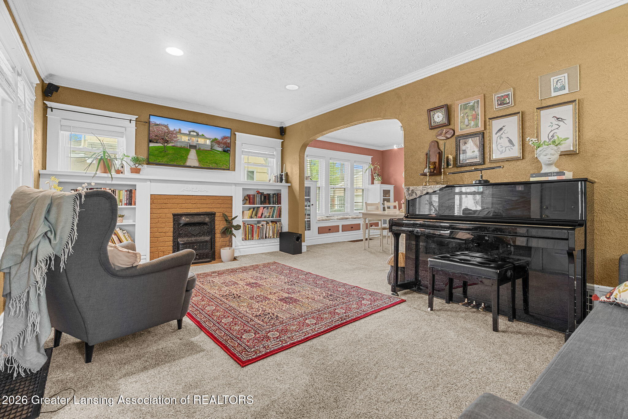 2226 Strathmore Road Lansing, MI 48910 - Photo 5 of 29 19-web-or-mls-Media Jett - 19