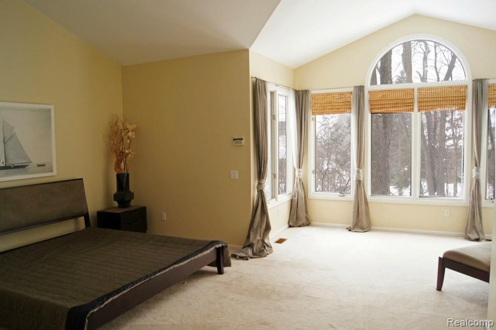 1794 Fox Run Rochester Hills, MI 48306 - Photo 20 of 36
