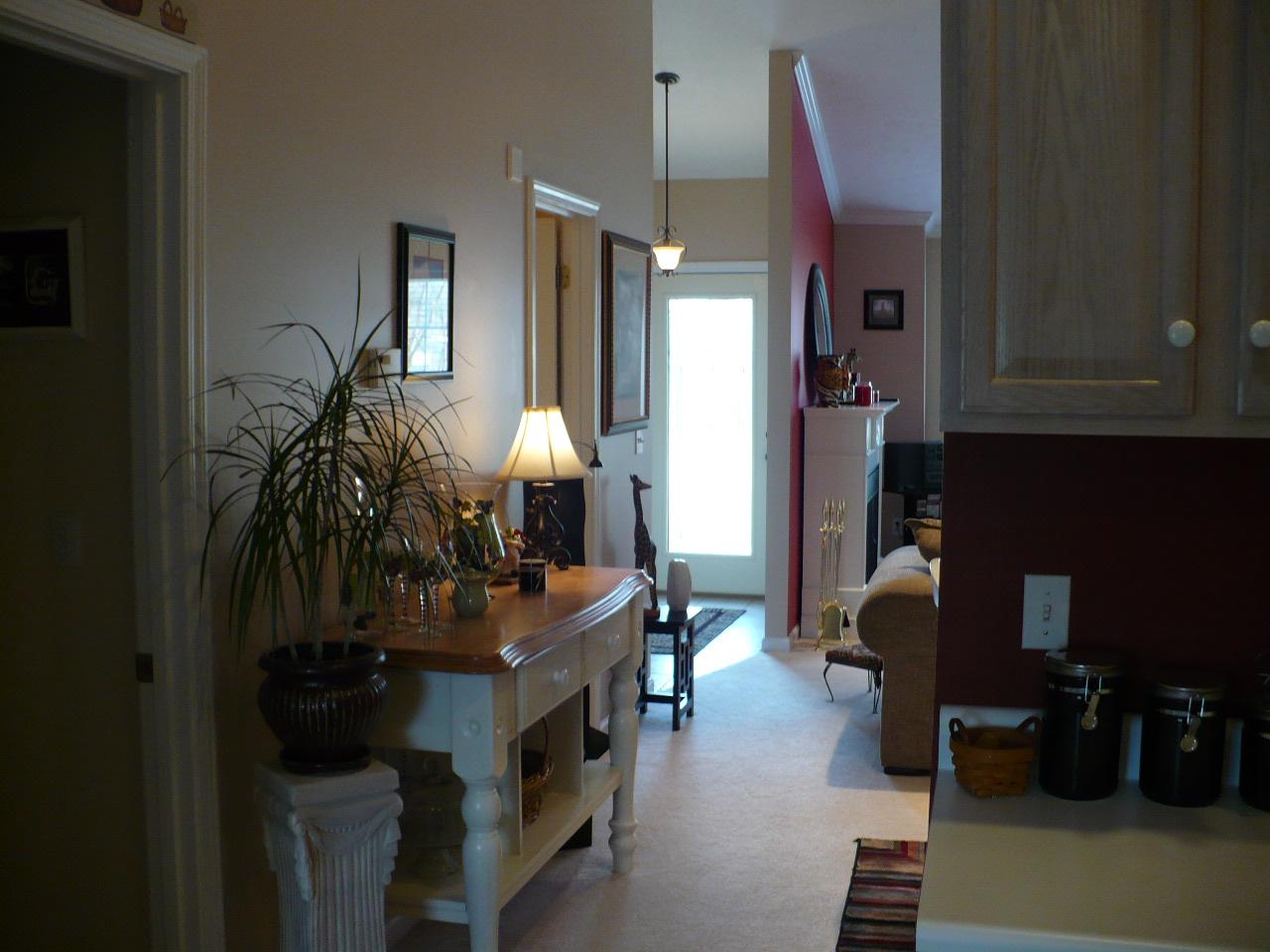 1621 Midland Road Salem, VA 24153 - Photo 15 of 17 view thru