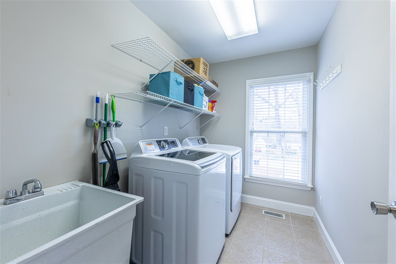 1426 Duplin Road Raleigh, NC 27607 - Photo 24 of 29 Photo 24