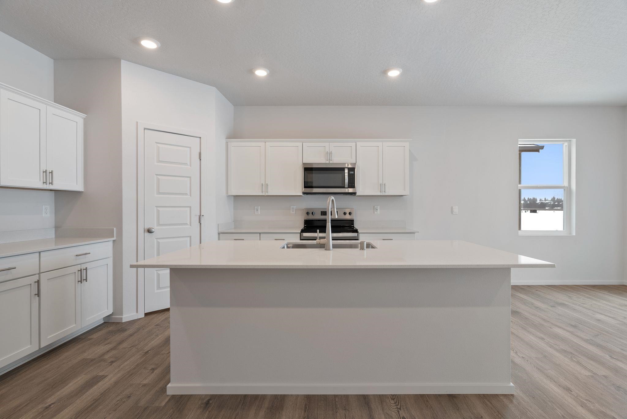 3568 South McCabe Lane Spokane, WA 99206 - Photo 19 of 47