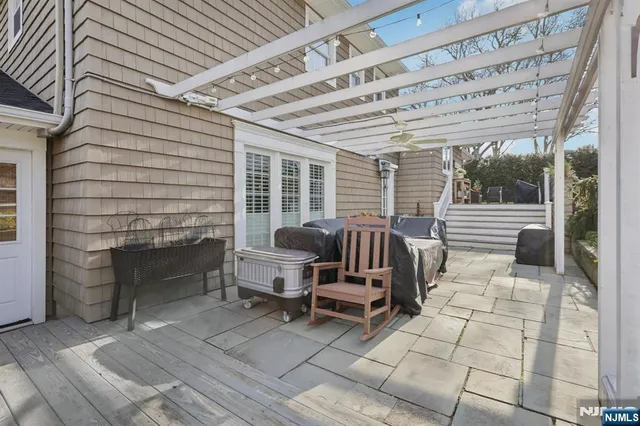 $899,000 | 275 Linden Road, Wayne, NJ 07470