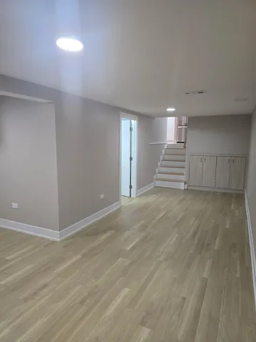 $3,000 | 8511 South Parkside Avenue, Burbank, IL 60459