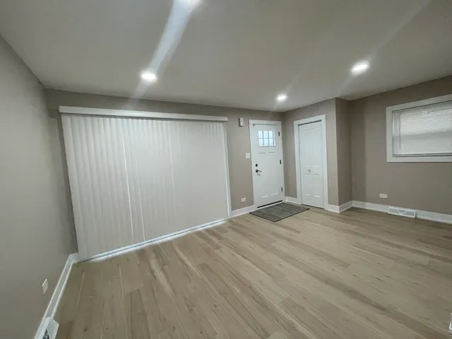 $3,000 | 8511 South Parkside Avenue, Burbank, IL 60459