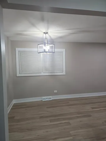 $3,000 | 8511 South Parkside Avenue, Burbank, IL 60459