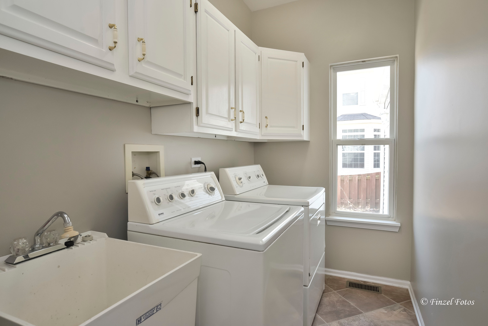 11680 Cape Cod Lane Huntley, IL 60142 - Photo 13 of 24