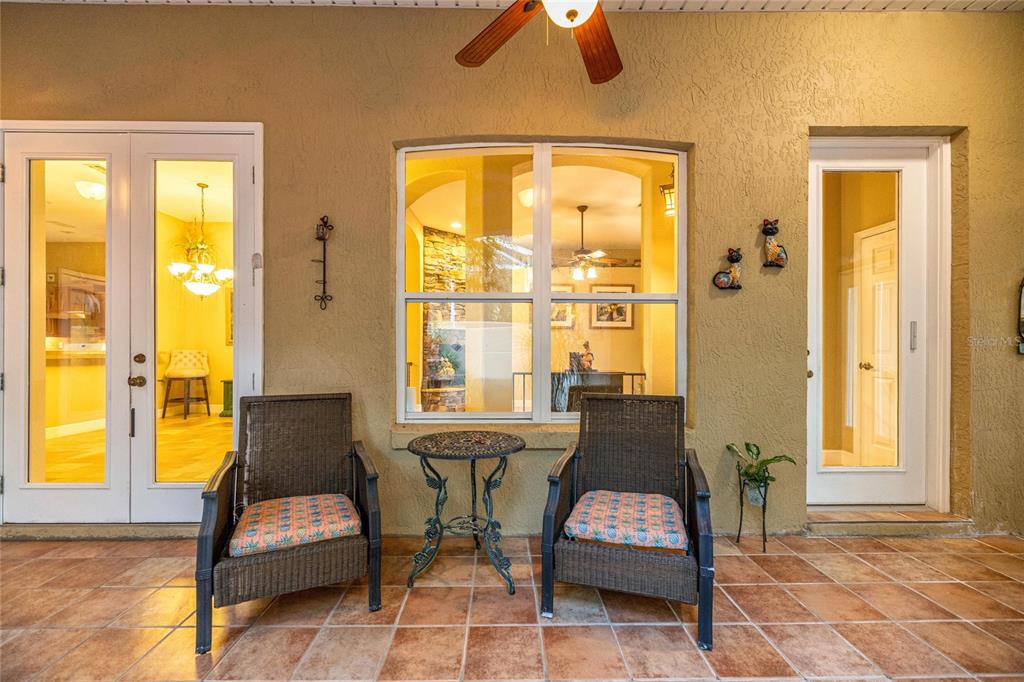 4280 Southeast 26th Terrace Road Ocala, FL 34480 - Photo 7 of 70 a room with furniture and window