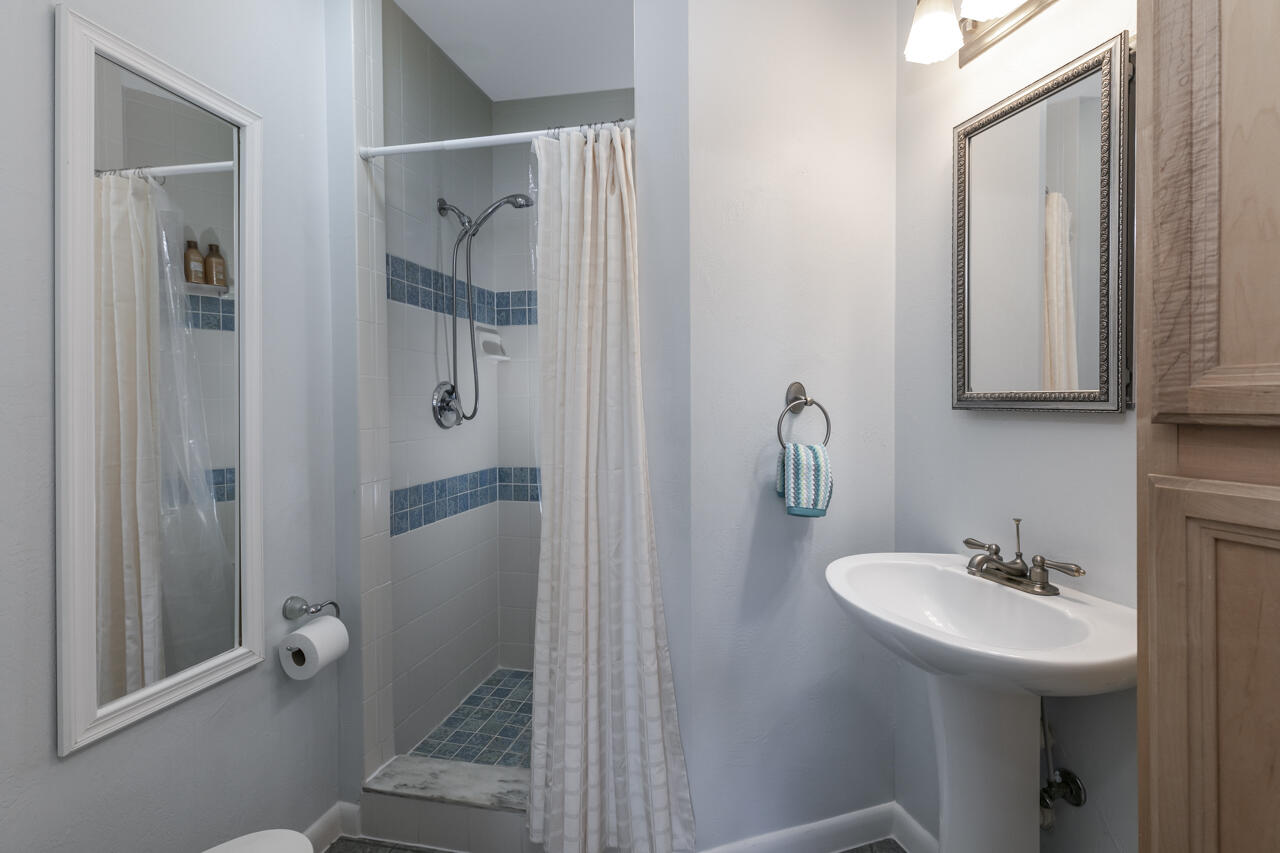 55 Southwest Cabana Point Circle Stuart, FL 34994 - Photo 22 of 33 untitled-18