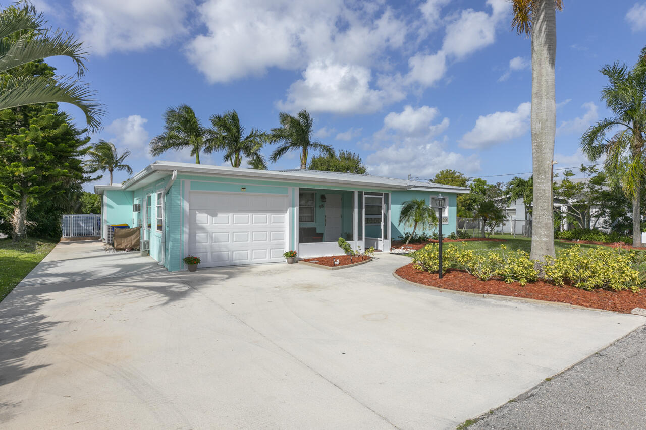 55 Southwest Cabana Point Circle Stuart, FL 34994 - Photo 8 of 33 untitled-4