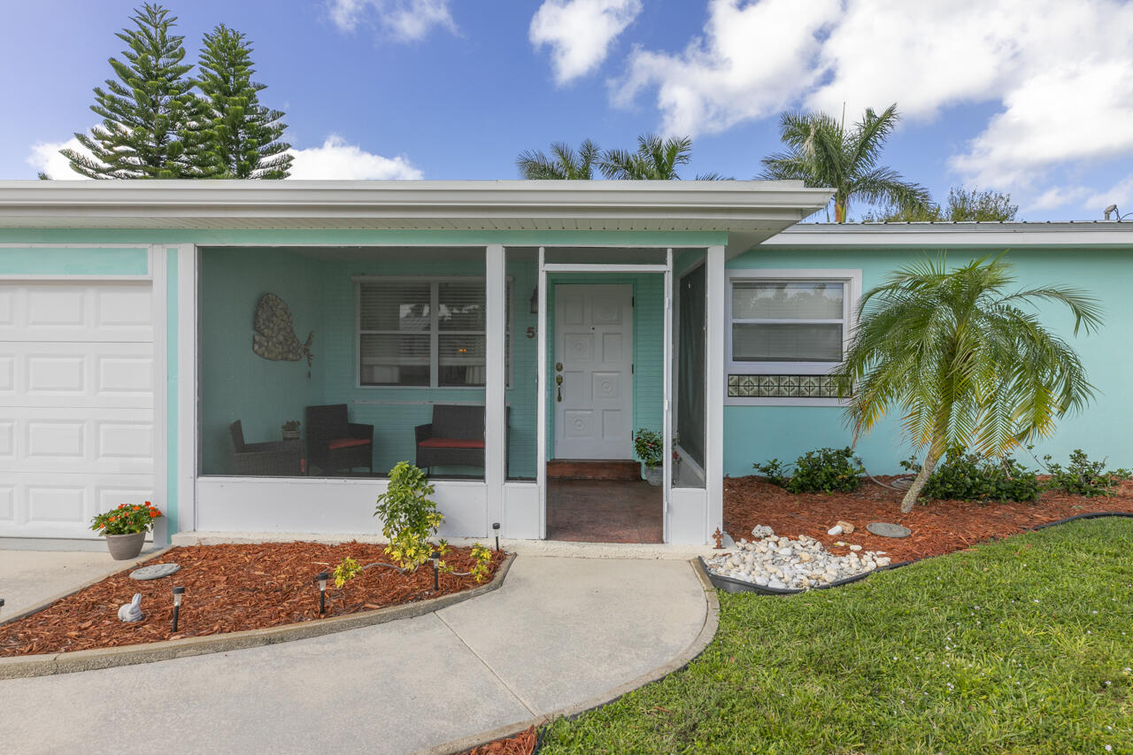 55 Southwest Cabana Point Circle Stuart, FL 34994 - Photo 9 of 33 untitled-6