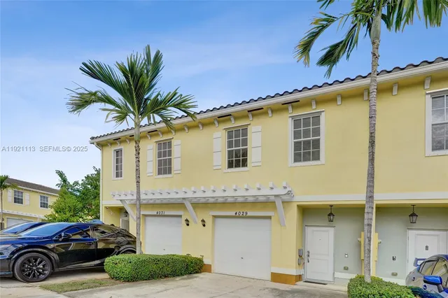 $2,800 | 4029 Northwest 11th Street, Unit 4029, Lauderhill, FL 33313
