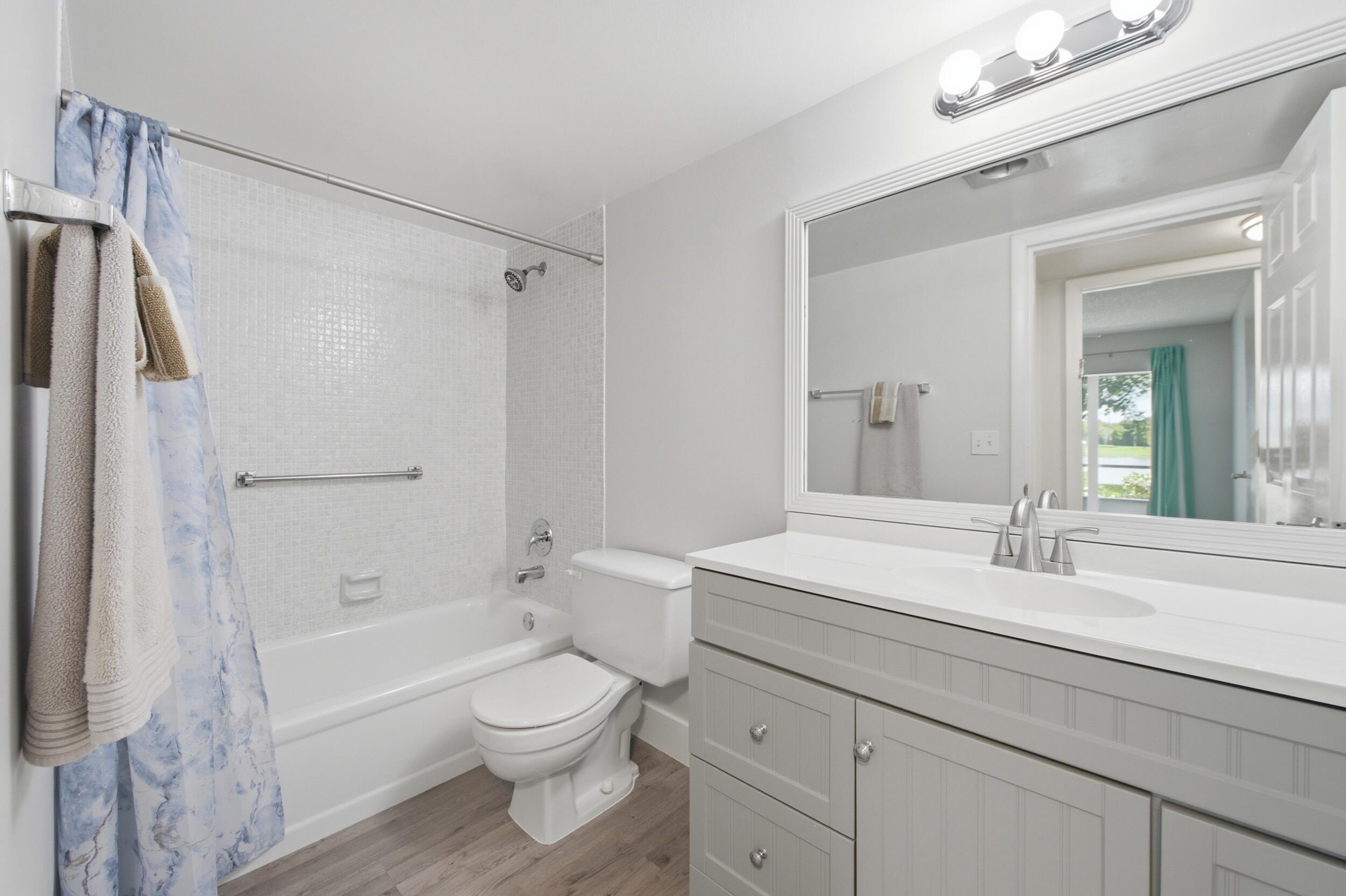 1048 Lincoln C Boca Raton, FL 33434 - Photo 19 of 36 19__dsc6596