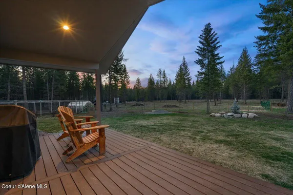 $1,174,000 | 517 Songbird Way, Spirit Lake, ID 83869