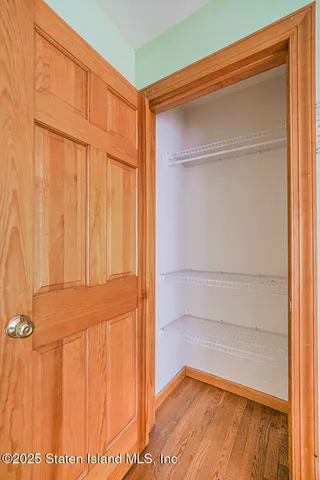 $1,590,000 | 528 Rathbun Avenue | Huguenot